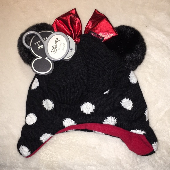 minnie mouse hat and mittens